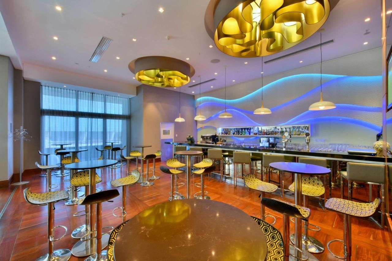 Radisson Blu Gautrain Hotel, Sandton Johannesburg Esterno foto