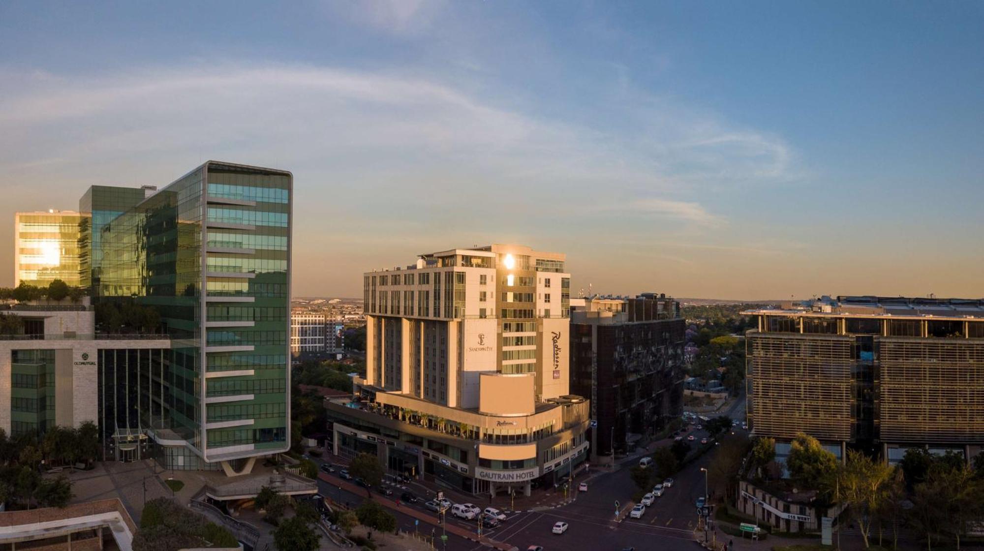 Radisson Blu Gautrain Hotel, Sandton Johannesburg Esterno foto