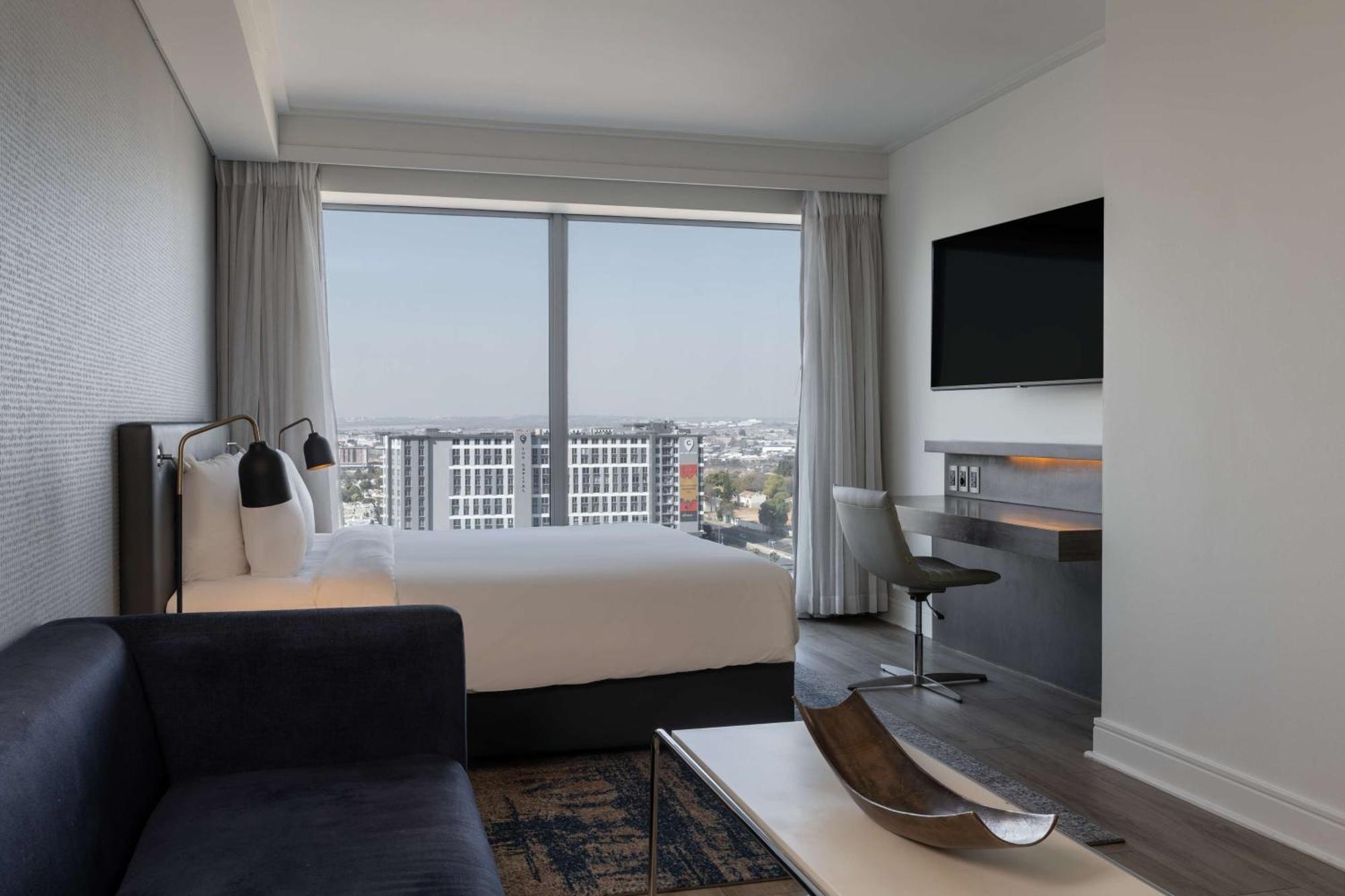 Radisson Blu Gautrain Hotel, Sandton Johannesburg Esterno foto